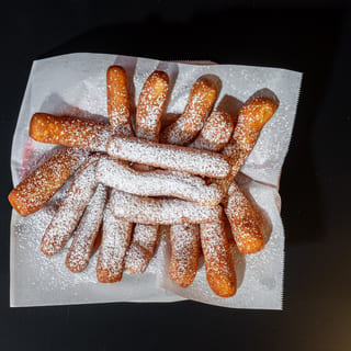 Fingers Beignets Cater